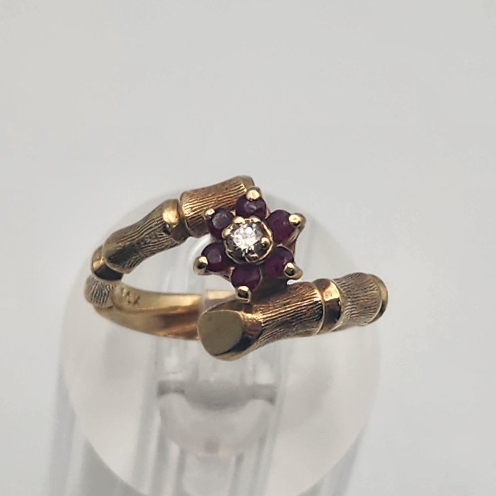 Vintage 14K Gold Bamboo-Style Ruby & Diamond Flower Bypass Ring (7.75) - Picture 1 of 10